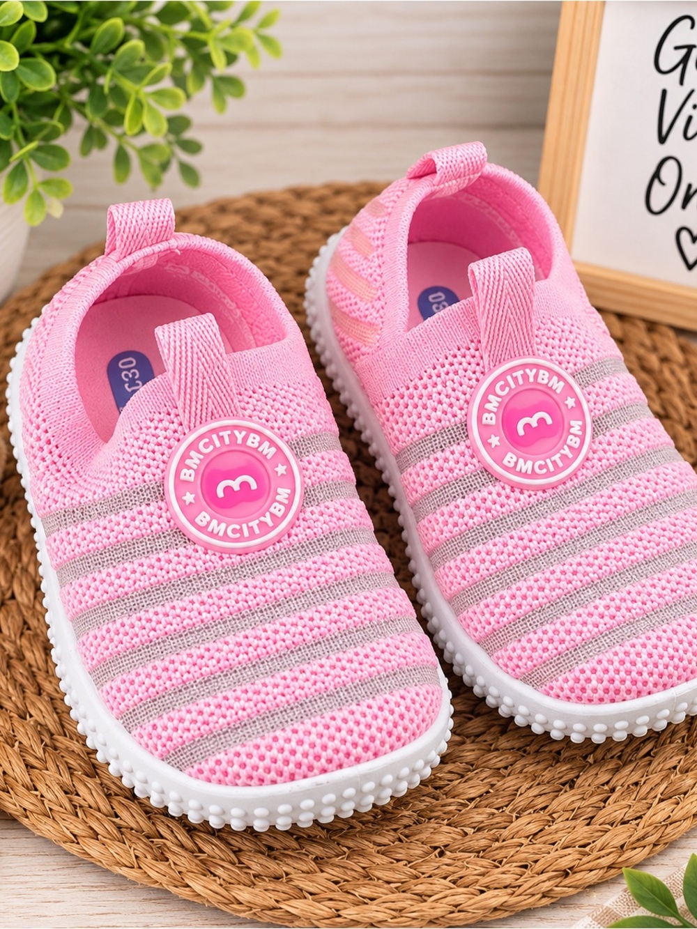 💕BABY GIRL PINK KNIT 1st Walker Shoes Non-Slip 6-12 months New without tags